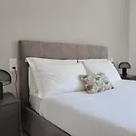 Urban Residence By Quokka 360 - Modern Apartments In Lugano